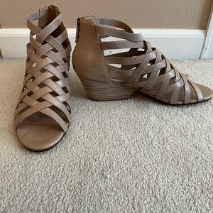 Eileen Fisher Oodle Caged Sandles